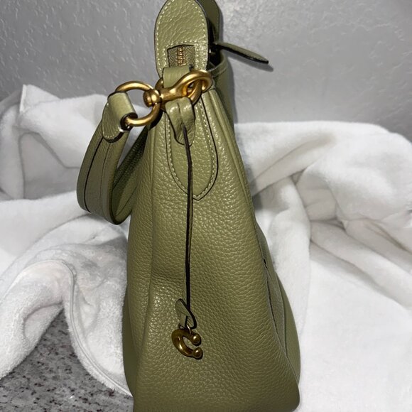 Rare, barely-used Coach Soft Pebble Leather Cary Shoulder Bag - Moss?Sage? - Picture 2 of 7